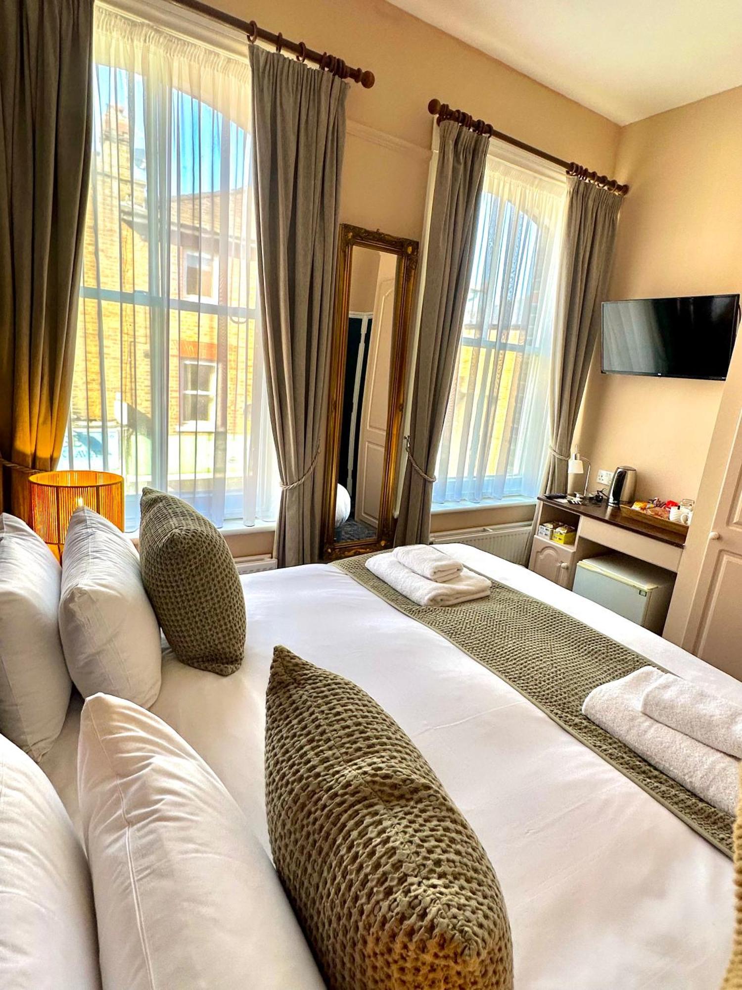 The Red Cow - Guest House Ричмонд Экстерьер фото